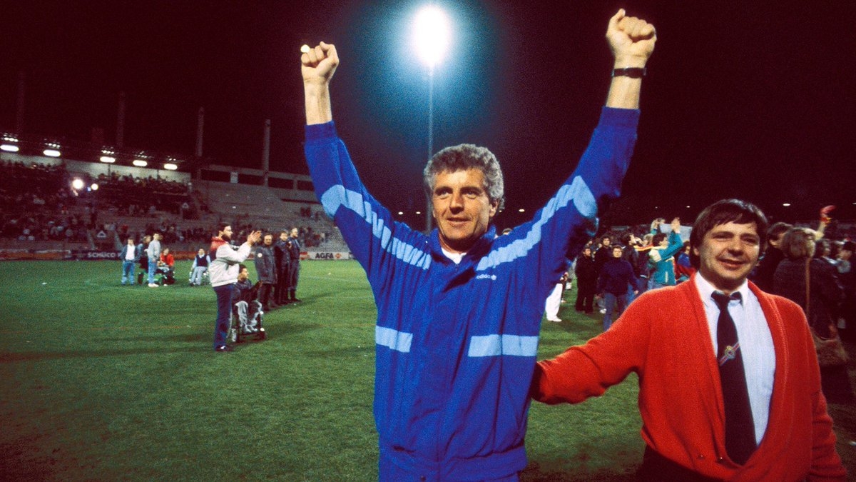 88年0-3最終逆轉(zhuǎn)西班牙人！藥廠名帥里貝克：逆轉(zhuǎn)拜仁概率仍有15%