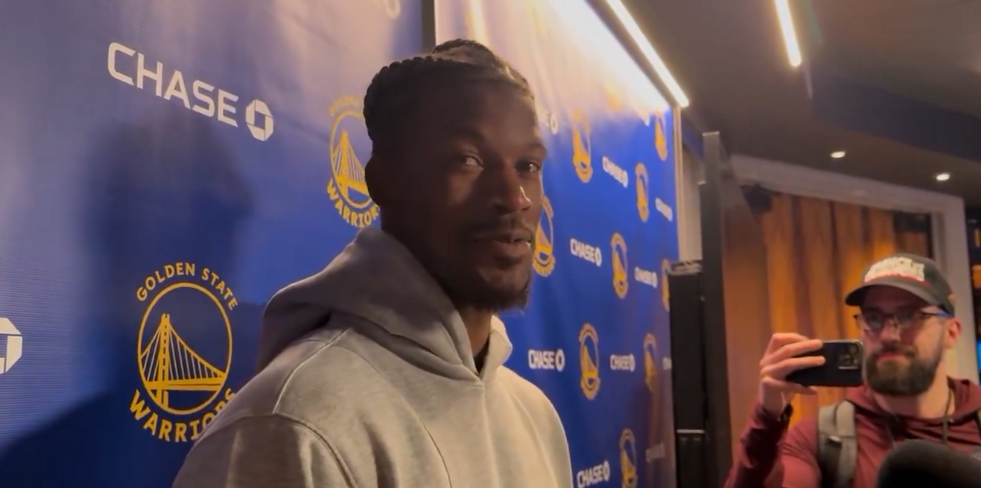 制勝蓋帽后和追夢(mèng)說(shuō)了啥？巴特勒：我告訴他 他不是唯一會(huì)這個(gè)的~