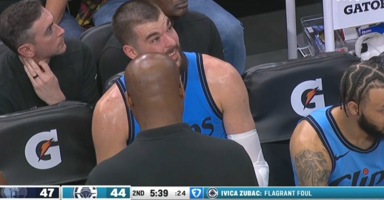 這動(dòng)作挺危險(xiǎn)！祖巴茨撲防阿爾達(dá)馬三分被吹一級(jí)惡犯 灰熊3罰1擲