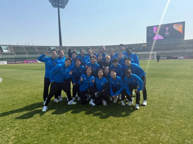 王霜社媒慶祝晉級：朝著我們的目標奮進，在更多的賽場上綻放