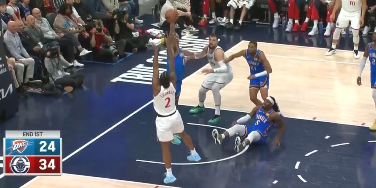 暫時壓制聯(lián)盟第一！快船首節(jié)34-24領(lǐng)先雷霆10分