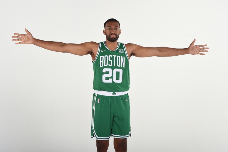 前榜眼帕克：人們說我是悲劇 哪里悲劇？我?guī)е彝ッ撾x了貧民區(qū)