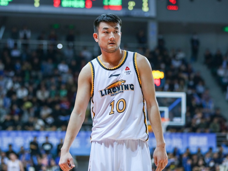 直播吧獨(dú)家：遼寧隊(duì)與叢明晨解約