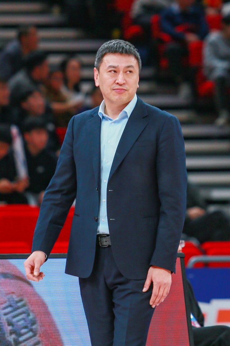 曾帶隊(duì)進(jìn)總決賽！媒體人：王世龍不再擔(dān)任浙江男籃主教練