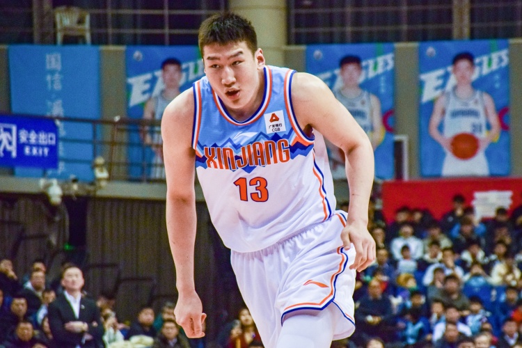 高效輸出！李炎哲半場7中5拿到12分2板1助1斷2帽