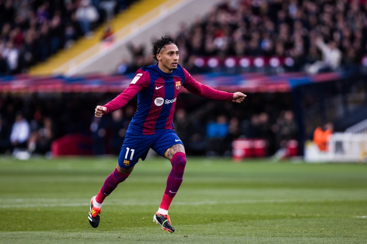 已是巨星！拉菲尼亞單賽季歐冠進(jìn)11球，是巴西球員歷史最多