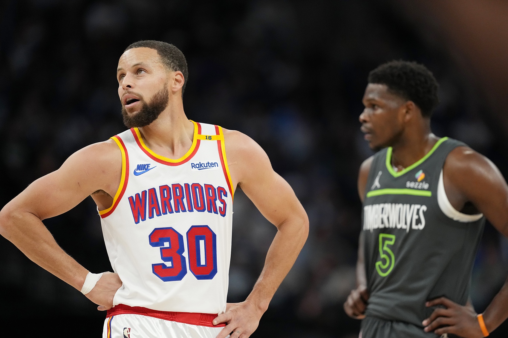 聯(lián)盟三分榜前10：愛德華茲比斯利前2 庫里和第一僅差6記三分！